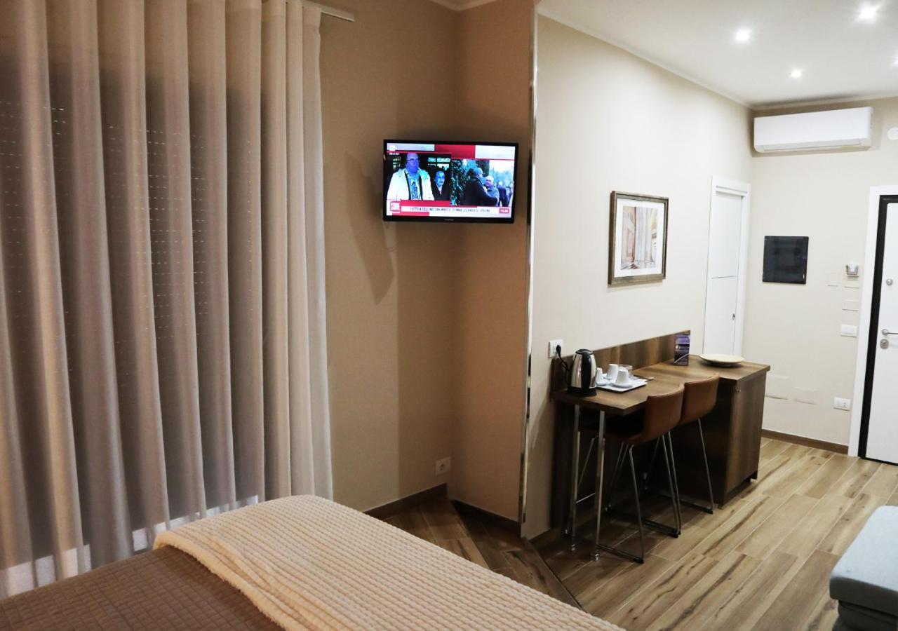 Residenza La Reggia Bed & Breakfast Caserta Dış mekan fotoğraf