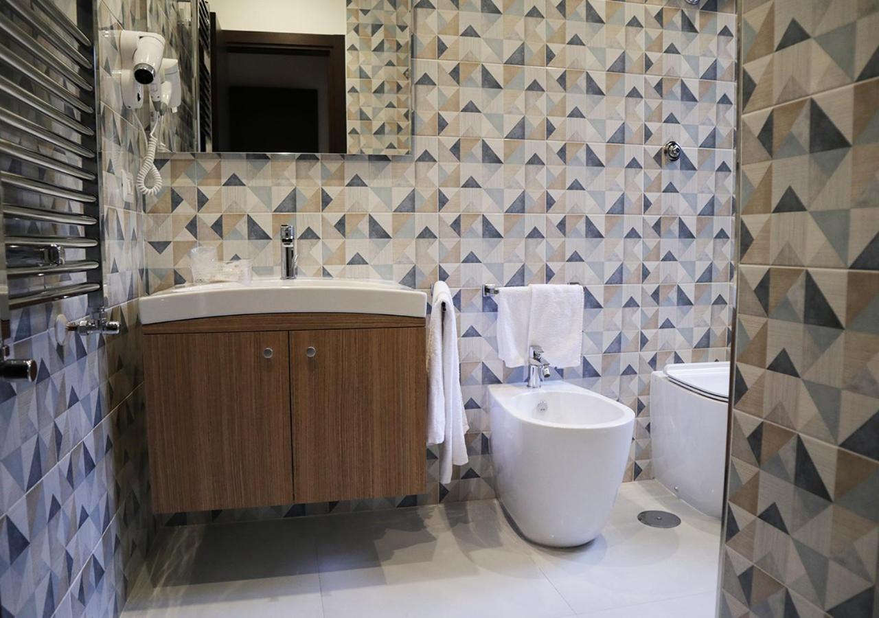 Residenza La Reggia Bed & Breakfast Caserta Dış mekan fotoğraf